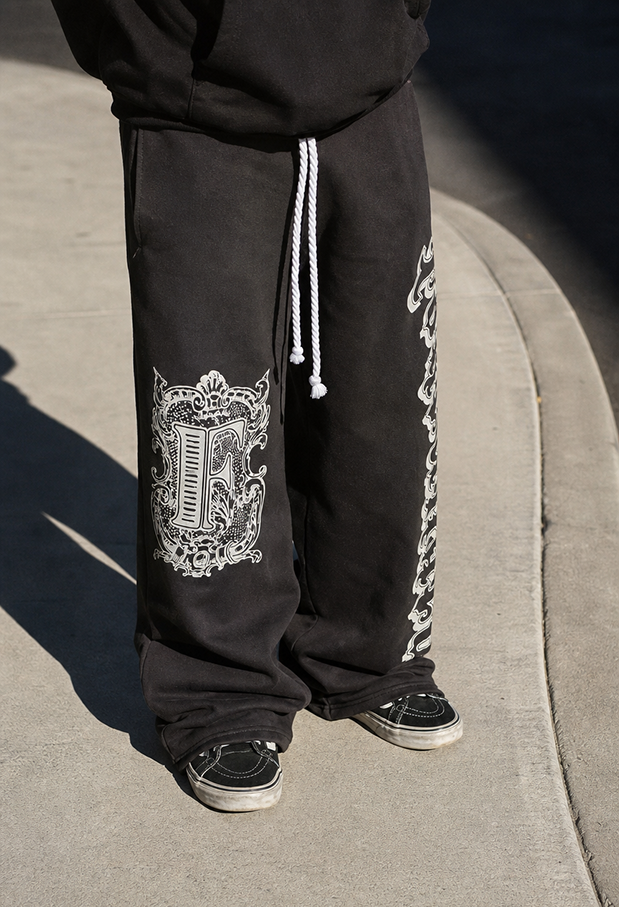 Graffiti Baggy Sweatpants - Black