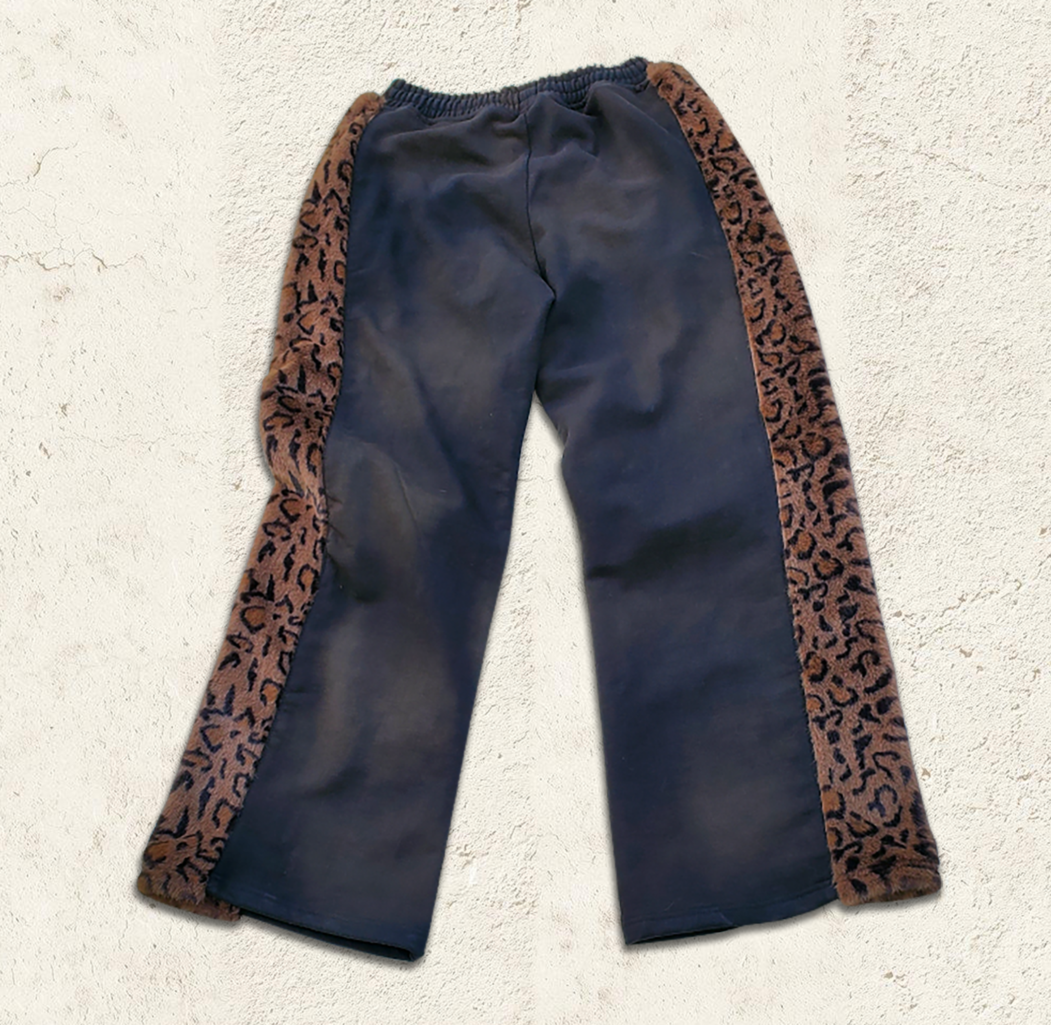 Baggy Leopard Sweatpants