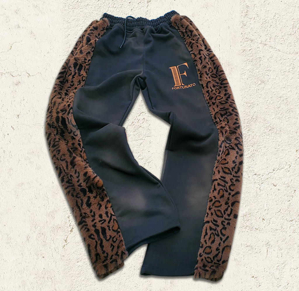 Baggy Leopard Sweatpants